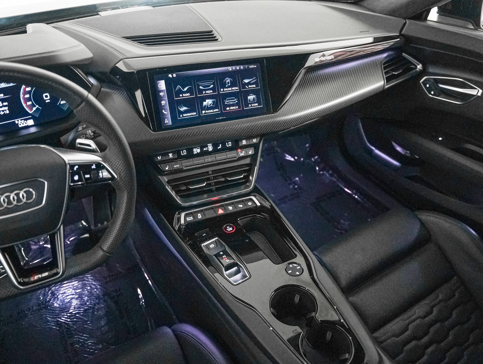 Used 2024 Audi RS e-tron GT w/ Carbon Performance Package image 16