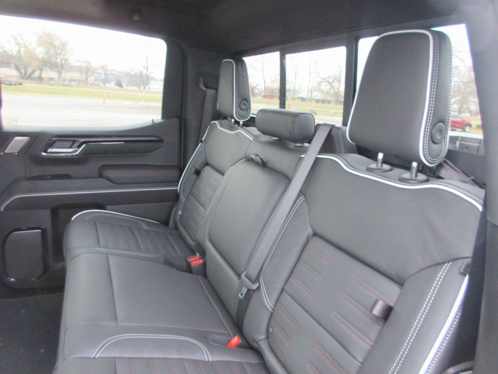 New 2026 GMC Sierra 1500 AT4X w/ AT4X AEV Edition image 15