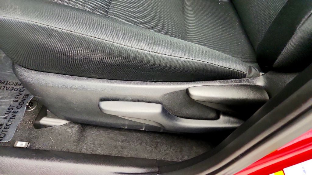 Used 2018 Toyota RAV4 LE w/ All Weather Liner Package AWD/4WD image 11