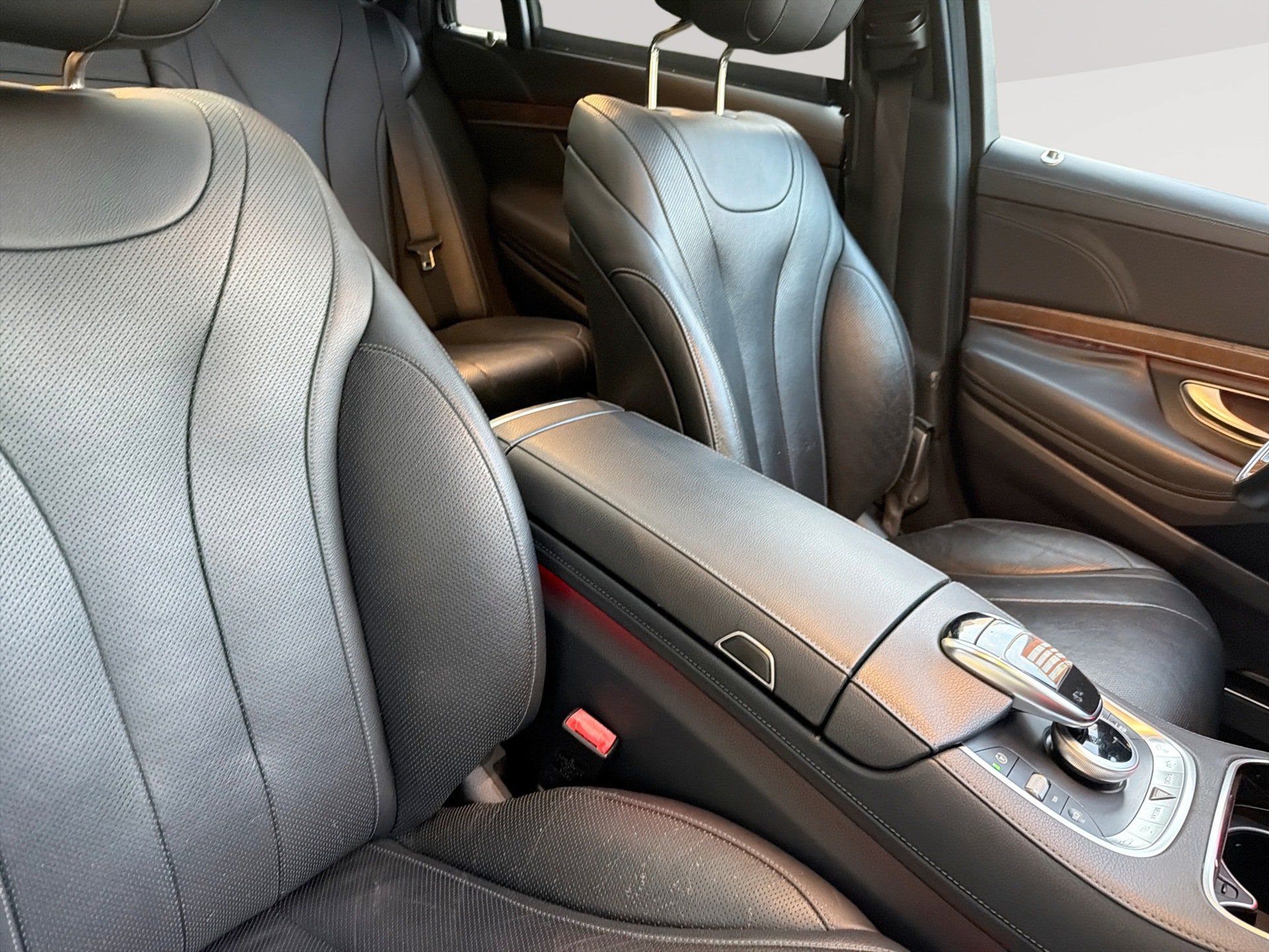 Used 2015 Mercedes-Benz S 550 Sedan image 24