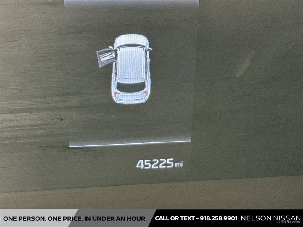 Used 2023 Kia Telluride S FWD image 12