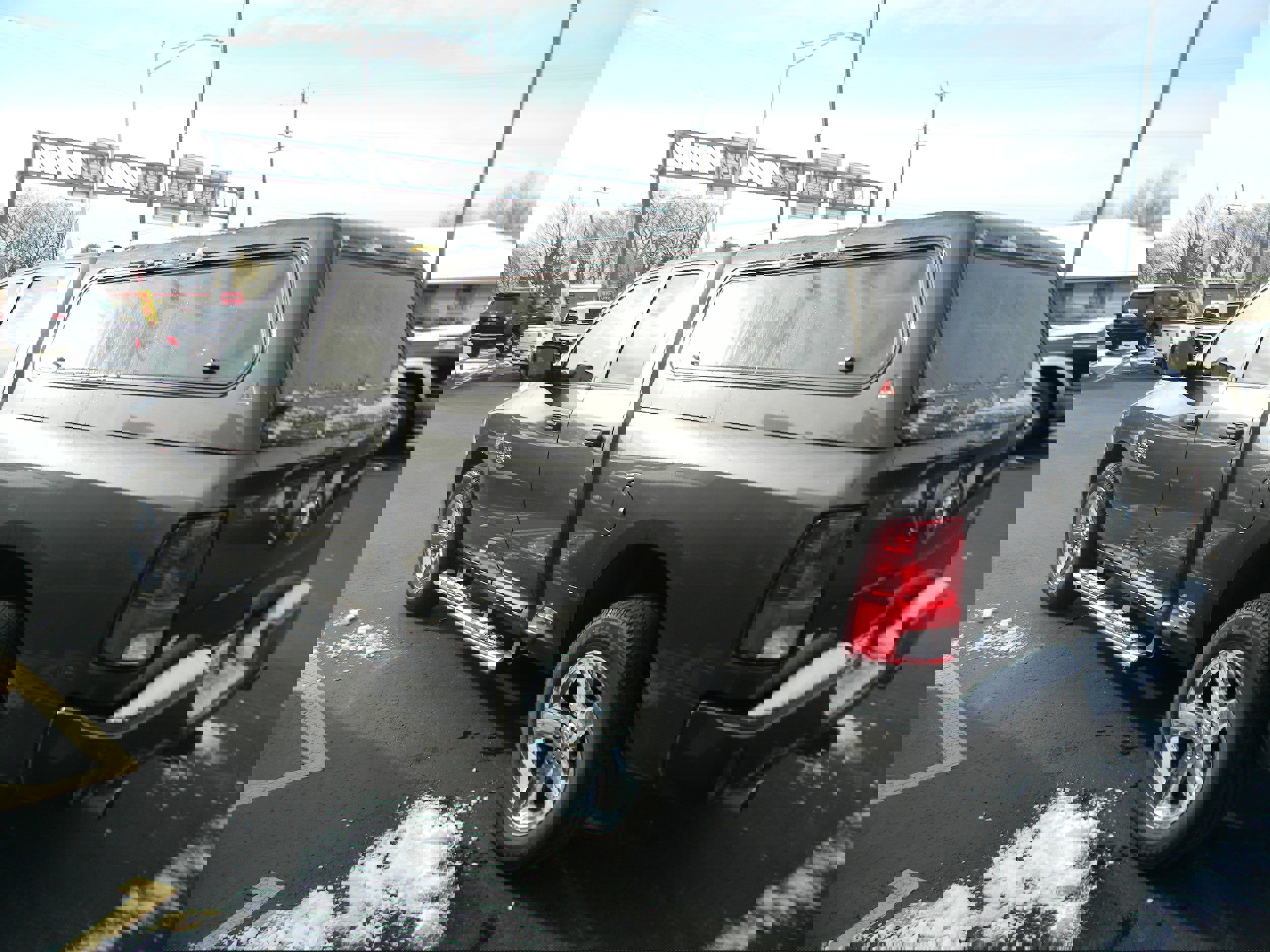Used 2014 RAM 1500 Express image 4
