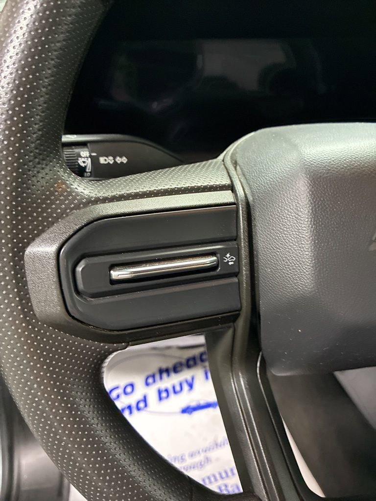 Used 2024 Chevrolet Colorado W/T image 12