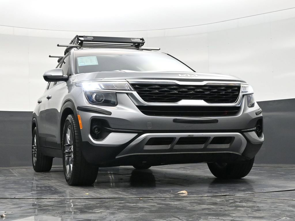 Used 2023 Kia Seltos S FWD image 27