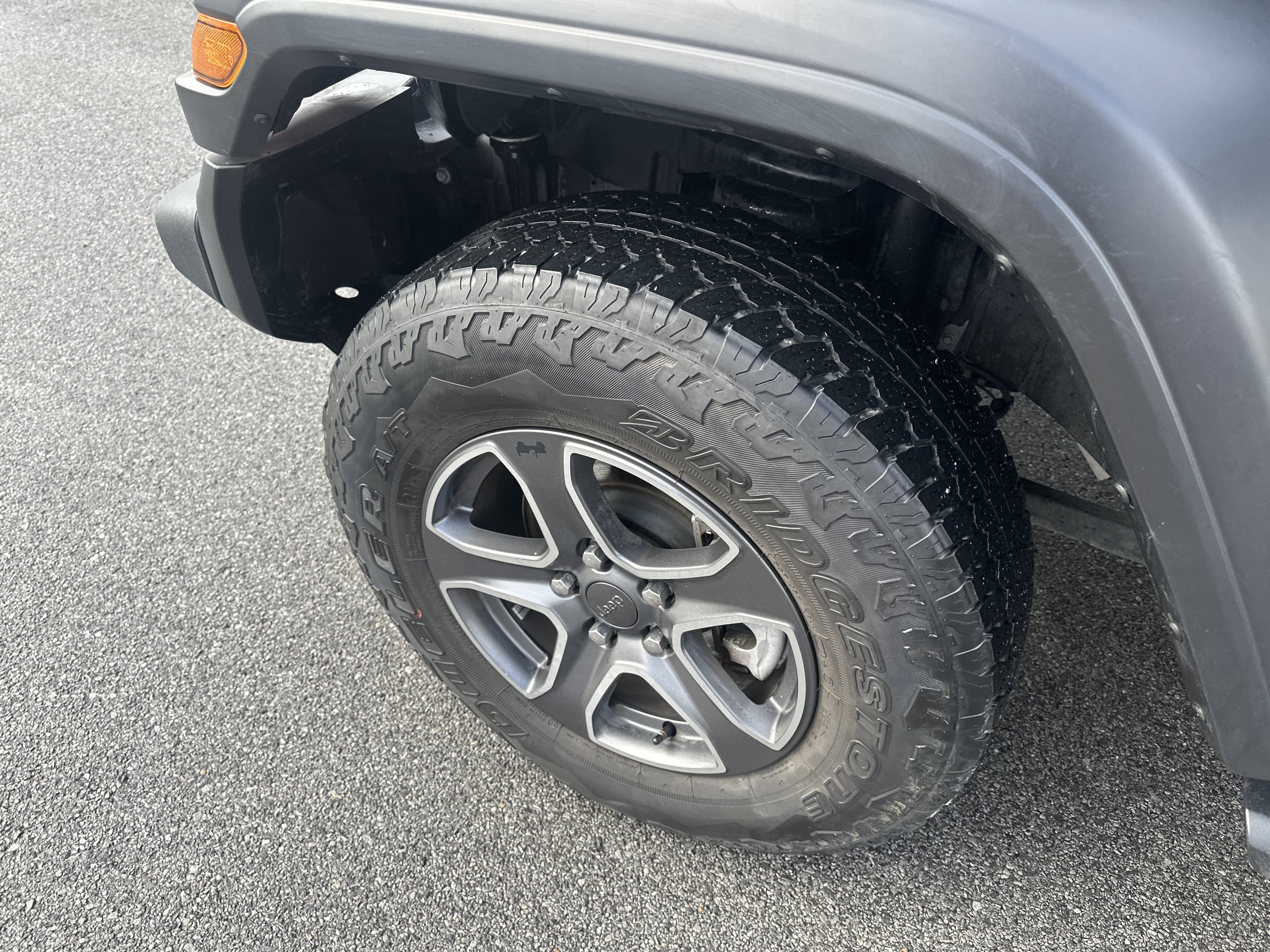 Used 2020 Jeep Wrangler Unlimited Sport image 14