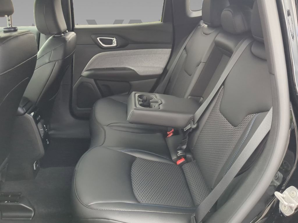 New 2025 Jeep Compass Latitude w/ Convenience Group image 13