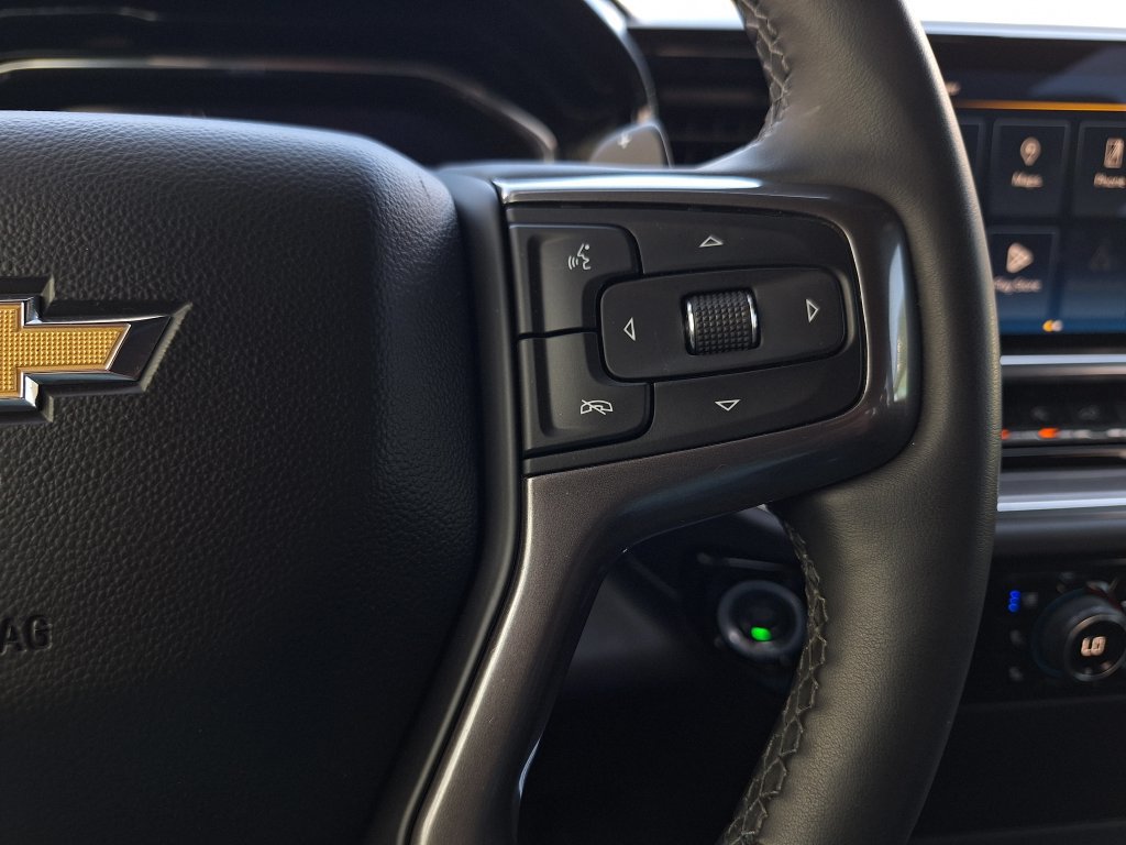 Used 2024 Chevrolet Silverado 1500 High Country w/ Technology Package AWD/4WD image 18