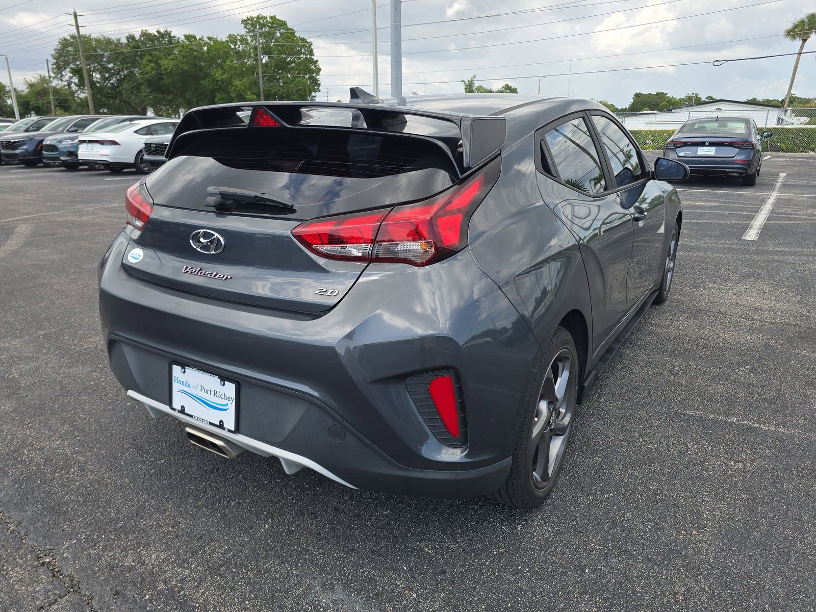 Used 2020 Hyundai Veloster 2.0 FWD image 4