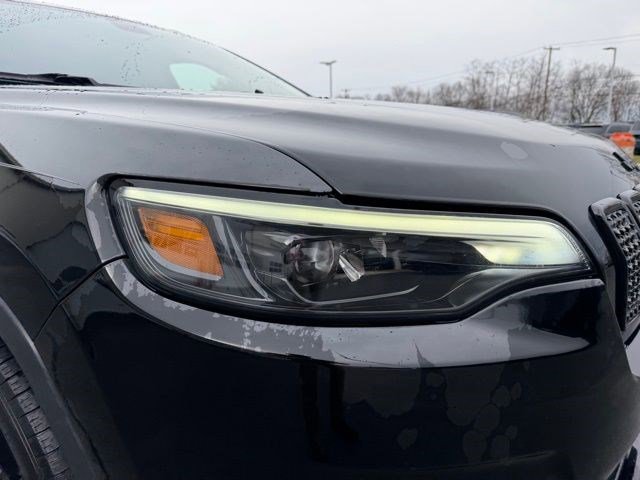 Used 2020 Jeep Cherokee Latitude Plus image 10