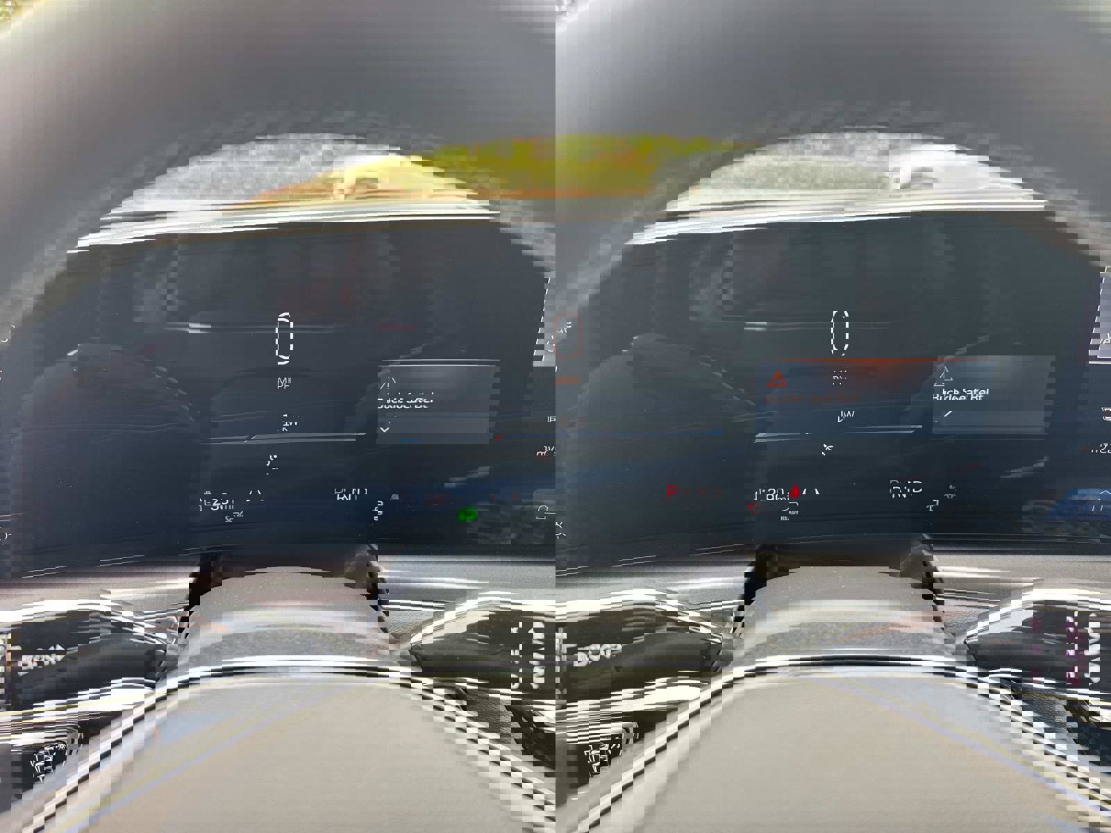 Certified 2024 Cadillac Lyriq Tech image 27