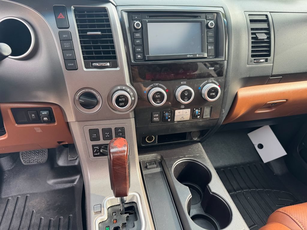 Used 2014 Toyota Sequoia Platinum AWD/4WD image 19