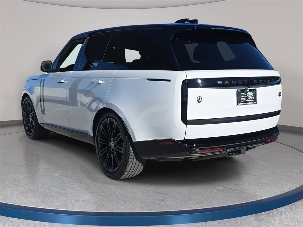 Certified 2023 Land Rover Range Rover SE image 7