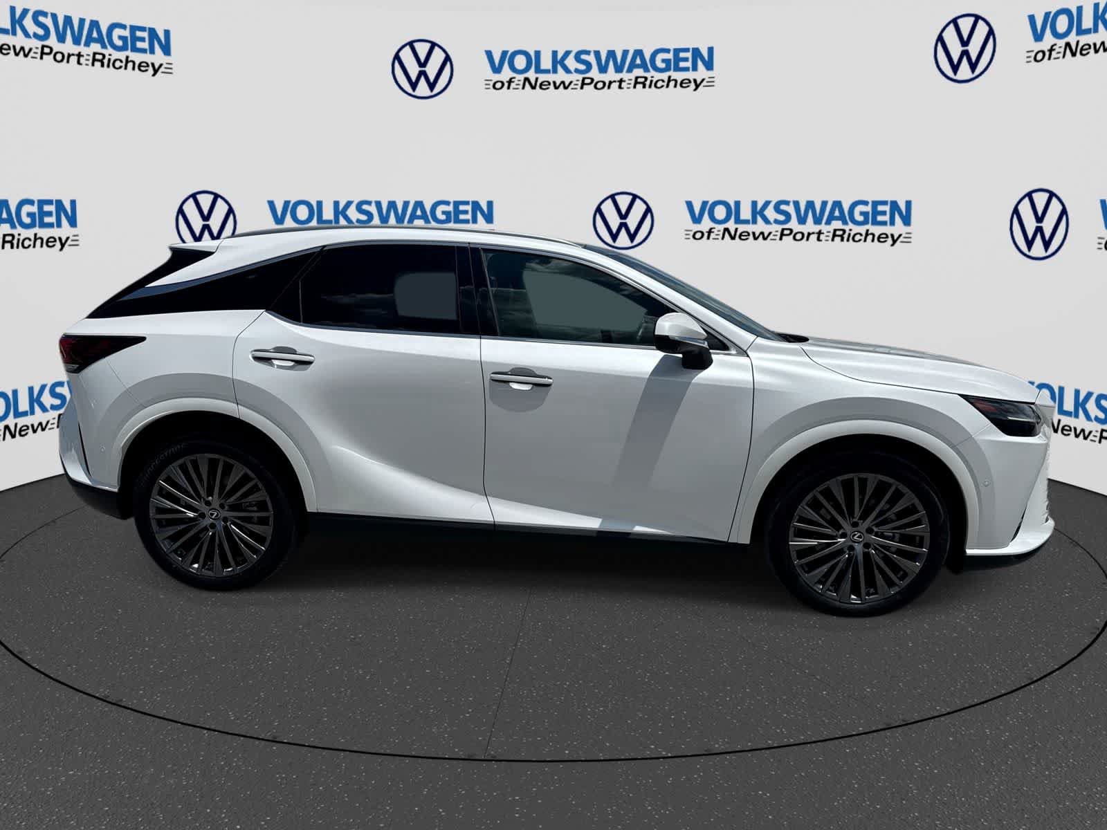 Used 2023 Lexus RX 350 FWD w/ Cold Area Package image 14