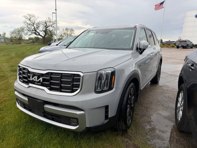 Used 2023 Kia Telluride SX Prestige X-Line AWD/4WD image 3