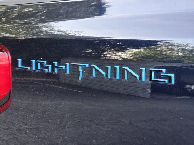 Used 2023 Ford F150 Lightning Lariat AWD/4WD image 29
