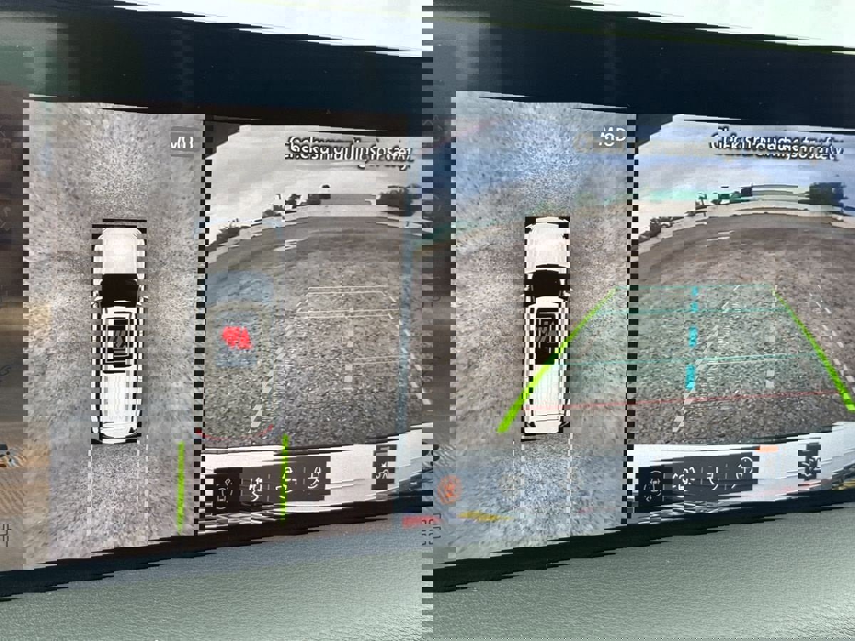 New 2026 Nissan Armada SL w/ Captain's Chari Seat Package image 29