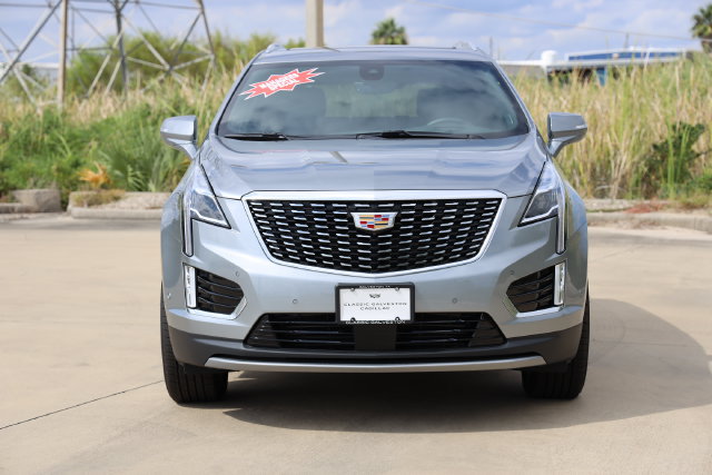 New 2025 Cadillac XT5 Premium Luxury w/ Technology Package FWD image 2