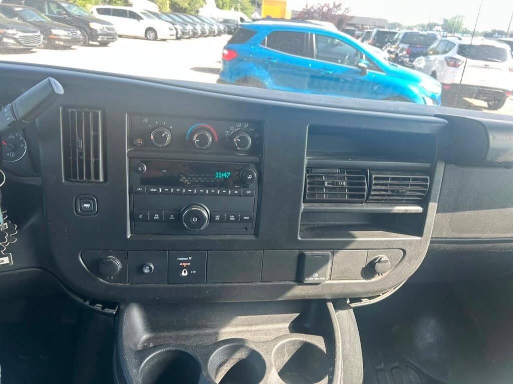 Used 2022 Chevrolet Express 2500 w/ Driver Convenience Package RWD image 14