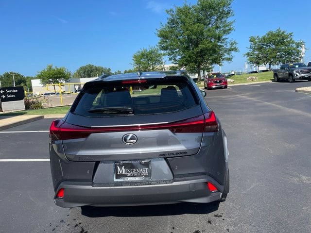 New 2026 Lexus UX 300h AWD image 4