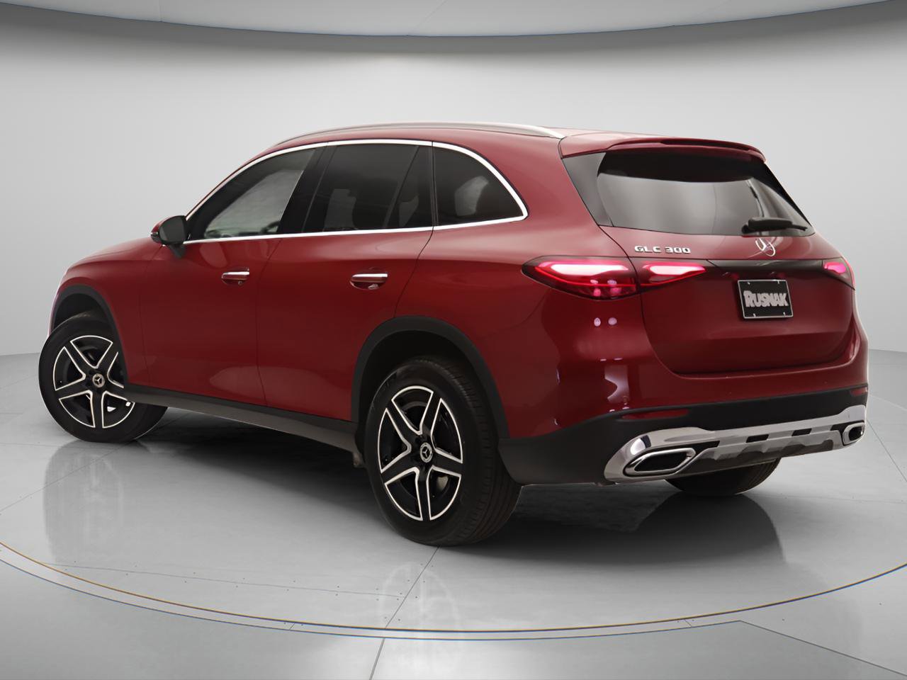 New 2026 Mercedes-Benz GLC 300 image 2