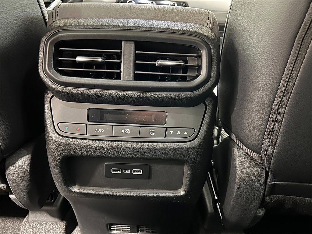 New 2025 Honda Pilot EX-L image 29