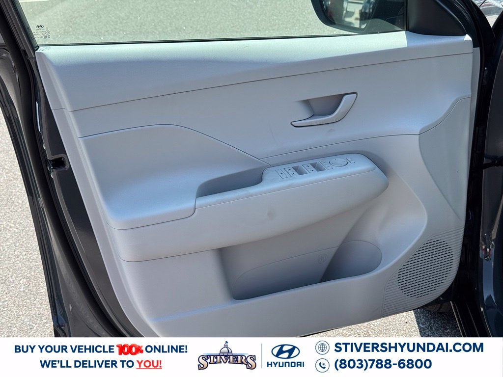 New 2027 Hyundai Kona SE FWD image 20