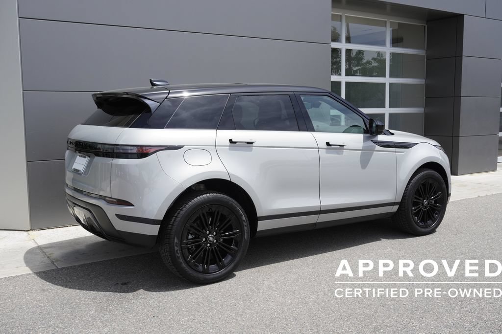 Used 2025 Land Rover Range Rover Evoque S AWD/4WD image 4