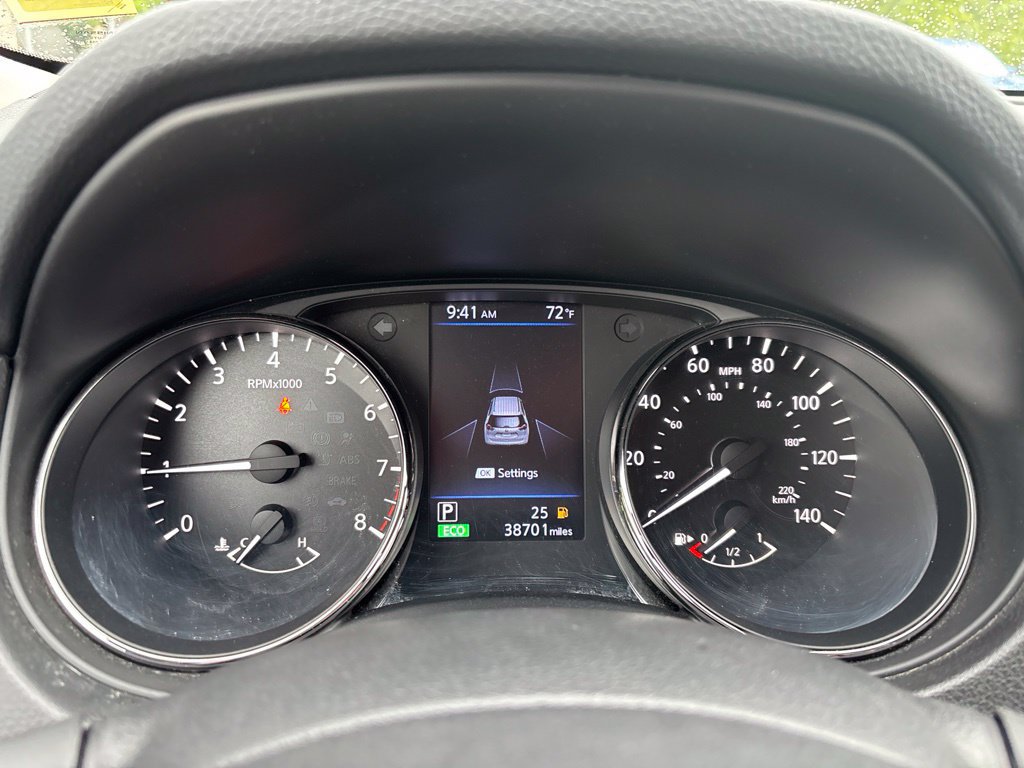 Used 2020 Nissan Rogue SV AWD/4WD image 23