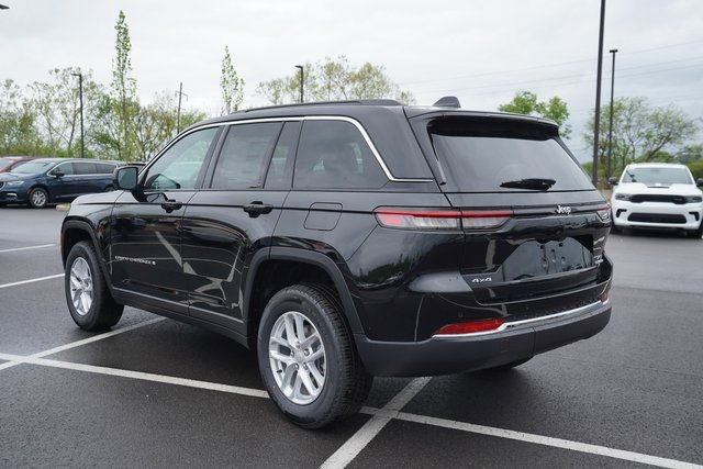 New 2025 Jeep Grand Cherokee Laredo X w/ Luxury Tech Group I image 5
