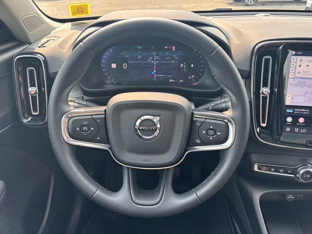 Certified 2026 Volvo XC40 B5 Core w/ Climate Package AWD/4WD image 7