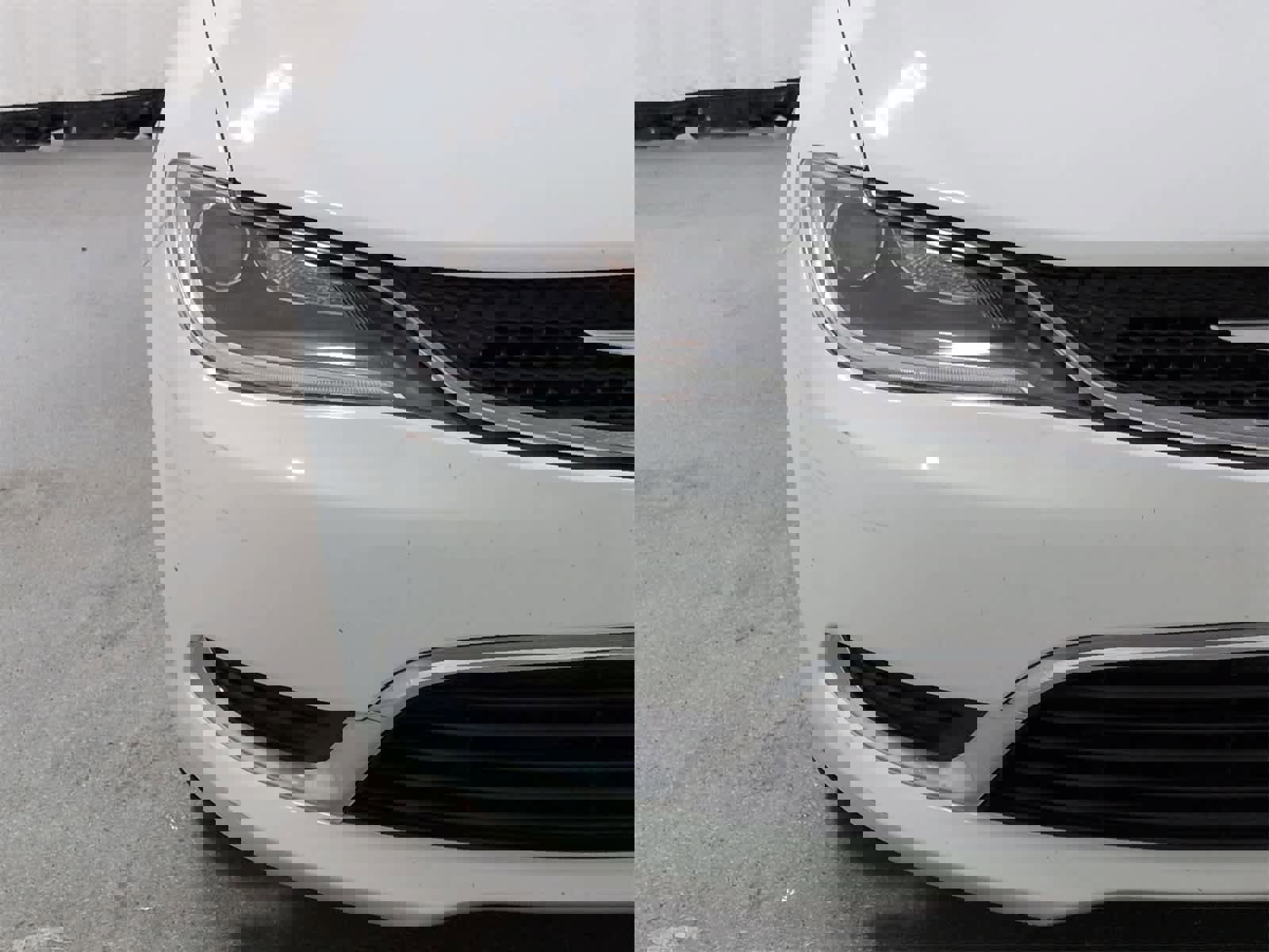 Certified 2017 Chrysler 200 Limited Platinum image 11