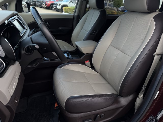 Used 2017 Kia Sedona SX Limited FWD image 23