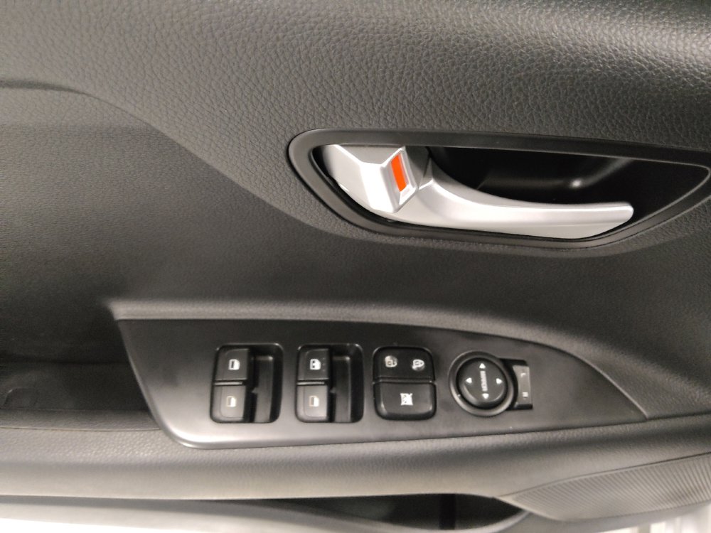 Used 2023 Kia Rio LX image 27