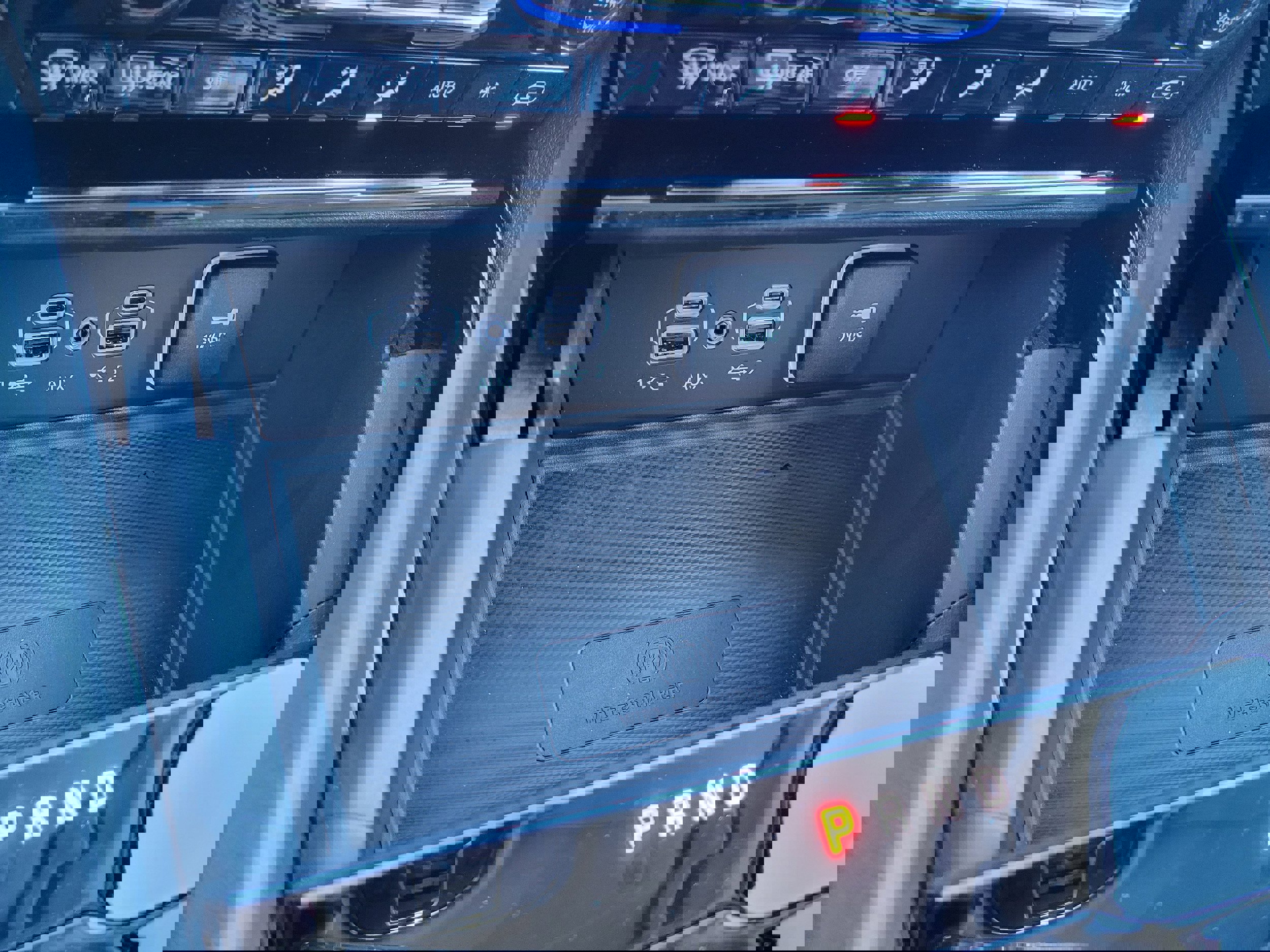 Used 2023 Jeep Grand Cherokee Laredo w/ Luxury Tech Group I image 20