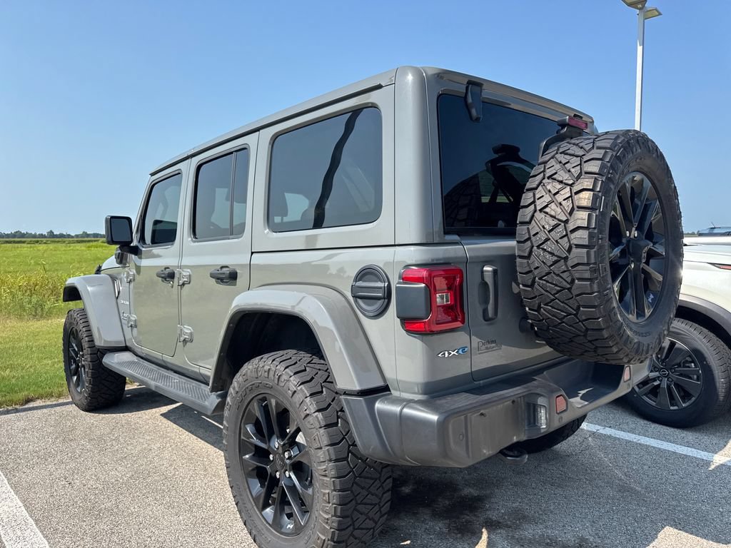 Used 2021 Jeep Wrangler Unlimited Sahara w/ Safety Group AWD/4WD image 8