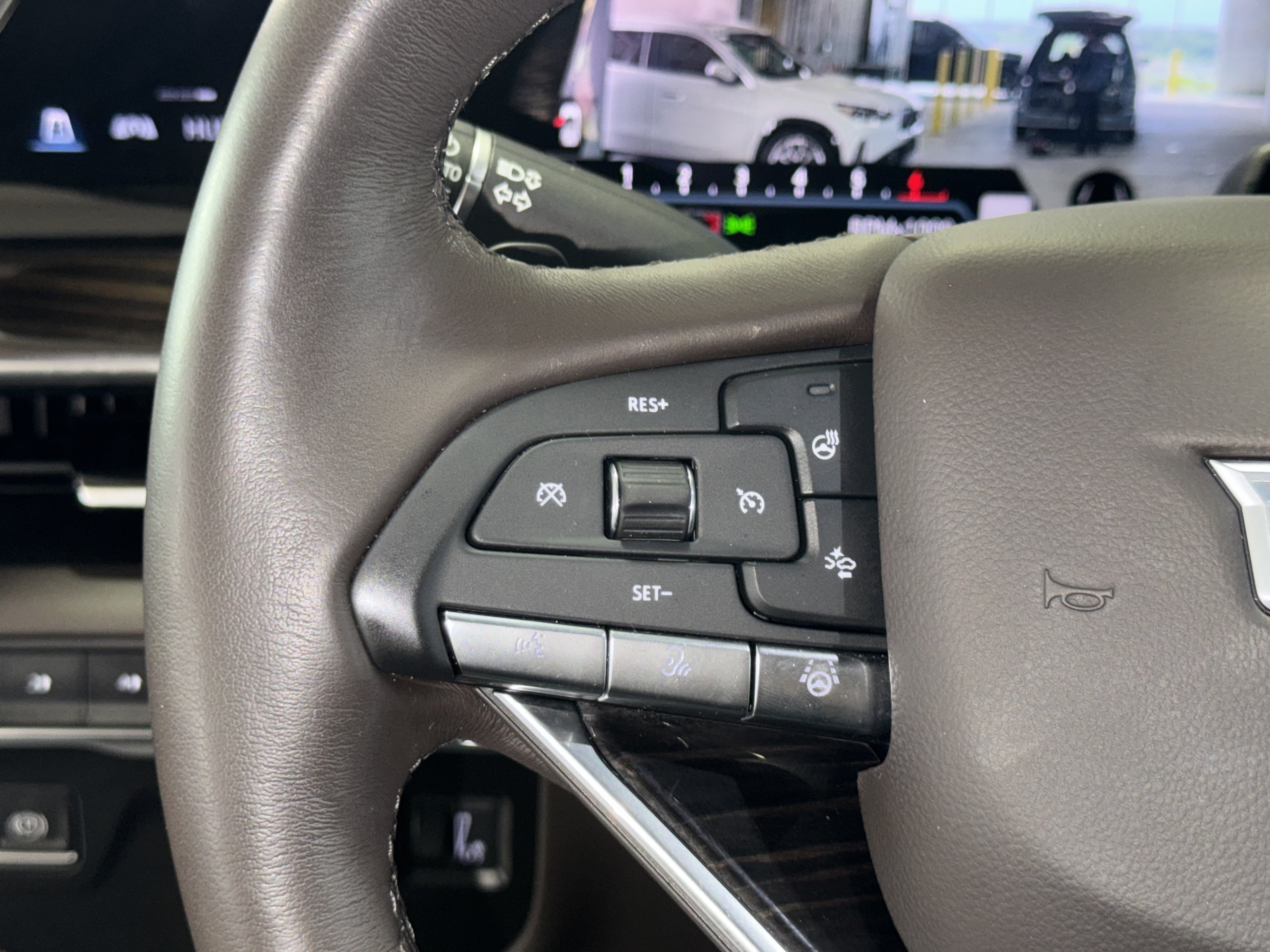 Used 2023 Cadillac Escalade Premium Luxury w/ LPO, Illumination Package AWD/4WD image 22