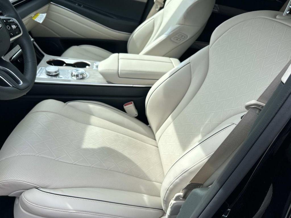 Used 2025 Genesis GV80 3.5T Advanced image 16
