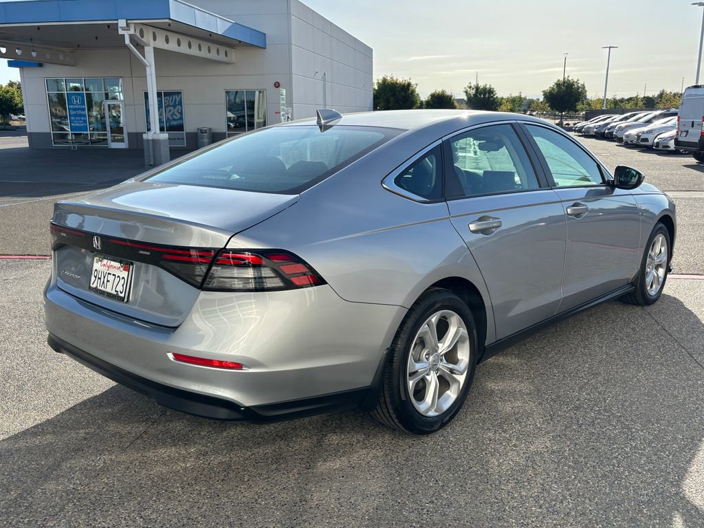 Used 2023 Honda Accord LX image 5