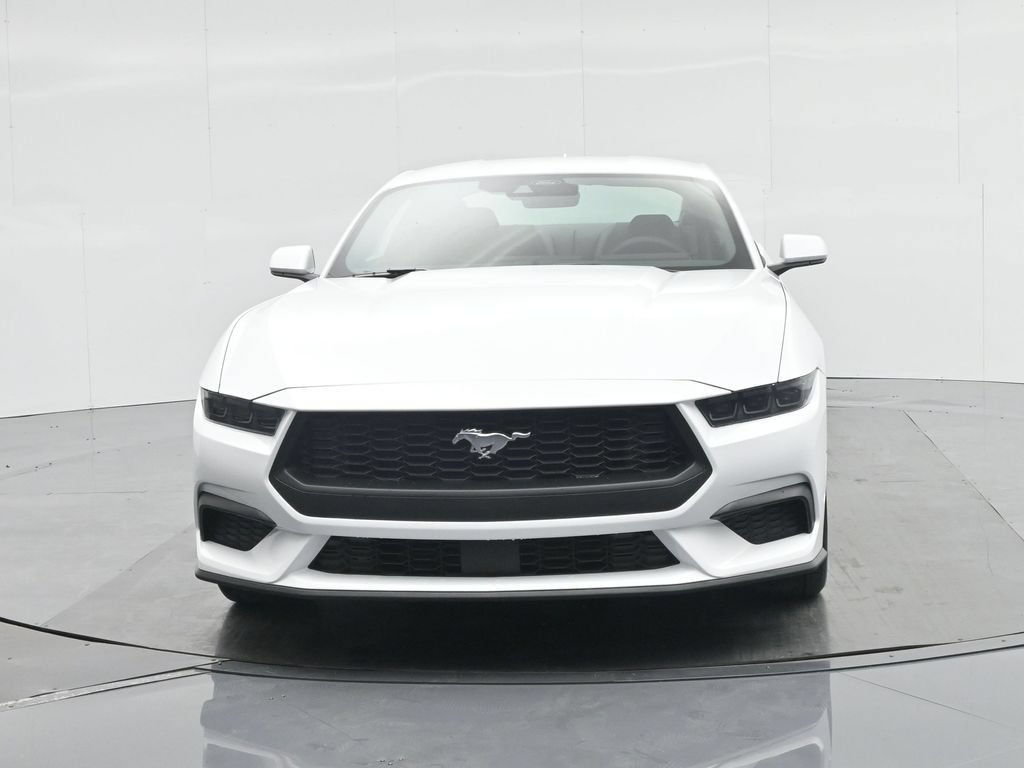 Used 2025 Ford Mustang Coupe RWD image 21