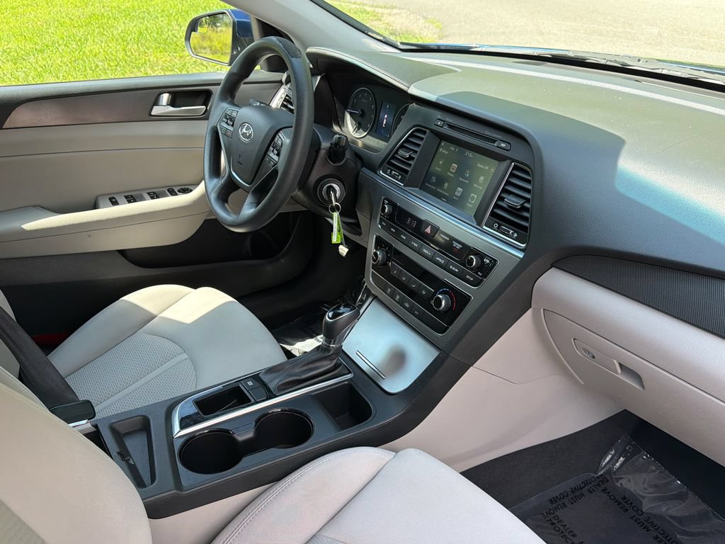 Used 2017 Hyundai Sonata Sport FWD image 21