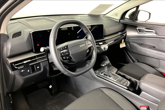 Certified 2026 Kia Sportage LX FWD image 16