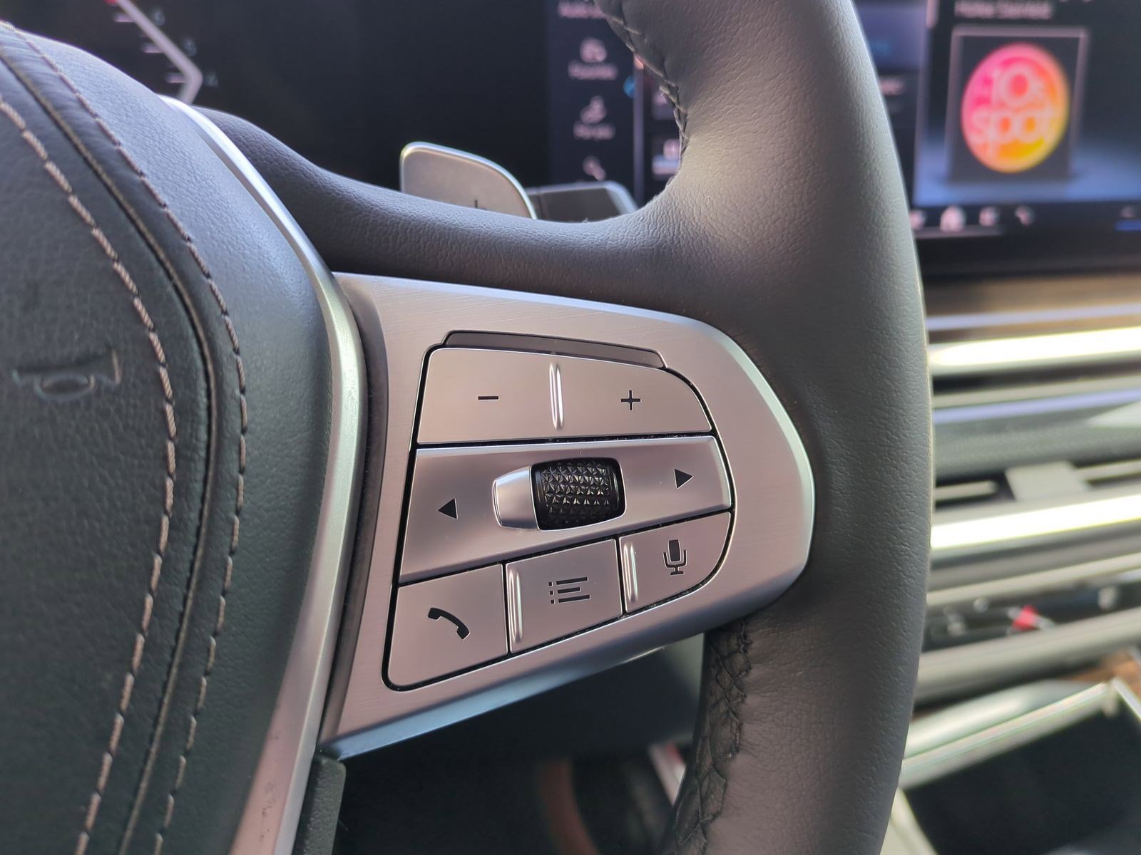 Used 2024 BMW X7 xDrive40i image 20