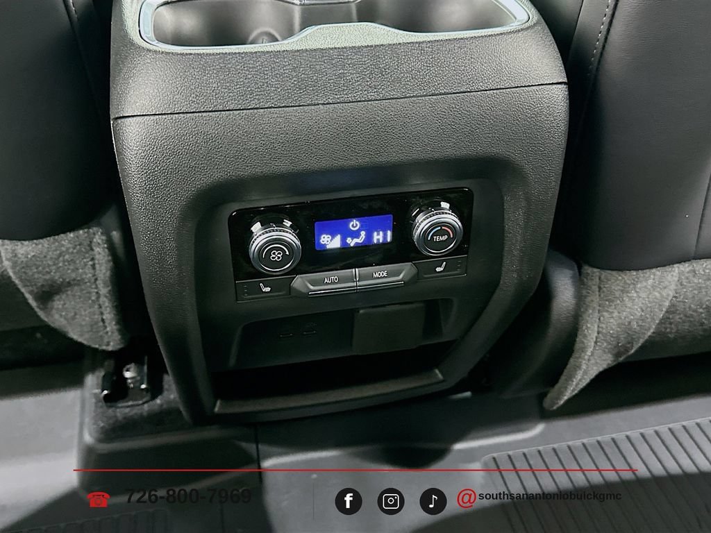 New 2026 GMC Acadia Elevation w/ Black Edition FWD image 29