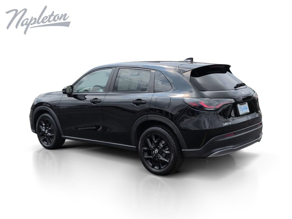 Used 2023 Honda HR-V Sport image 3