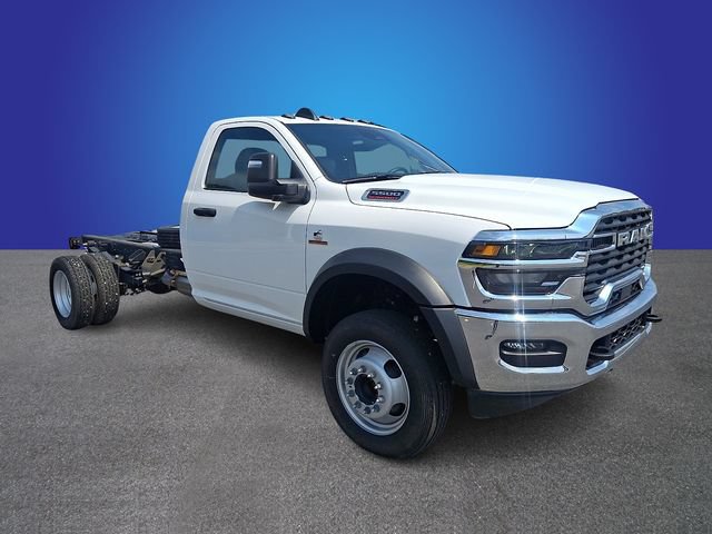 Used 2025 RAM 5500 Tradesman AWD/4WD image 3