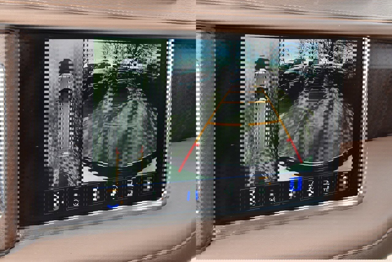 Used 2024 GMC Yukon Denali image 30