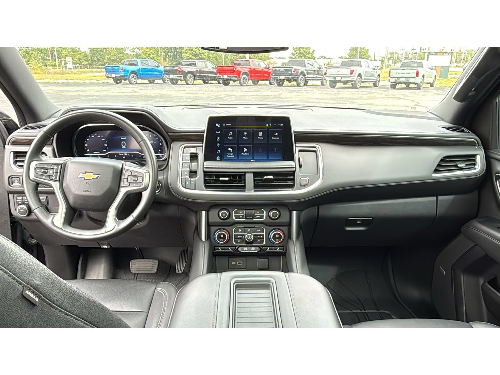 Used 2023 Chevrolet Tahoe LT w/ Luxury Package AWD/4WD image 34