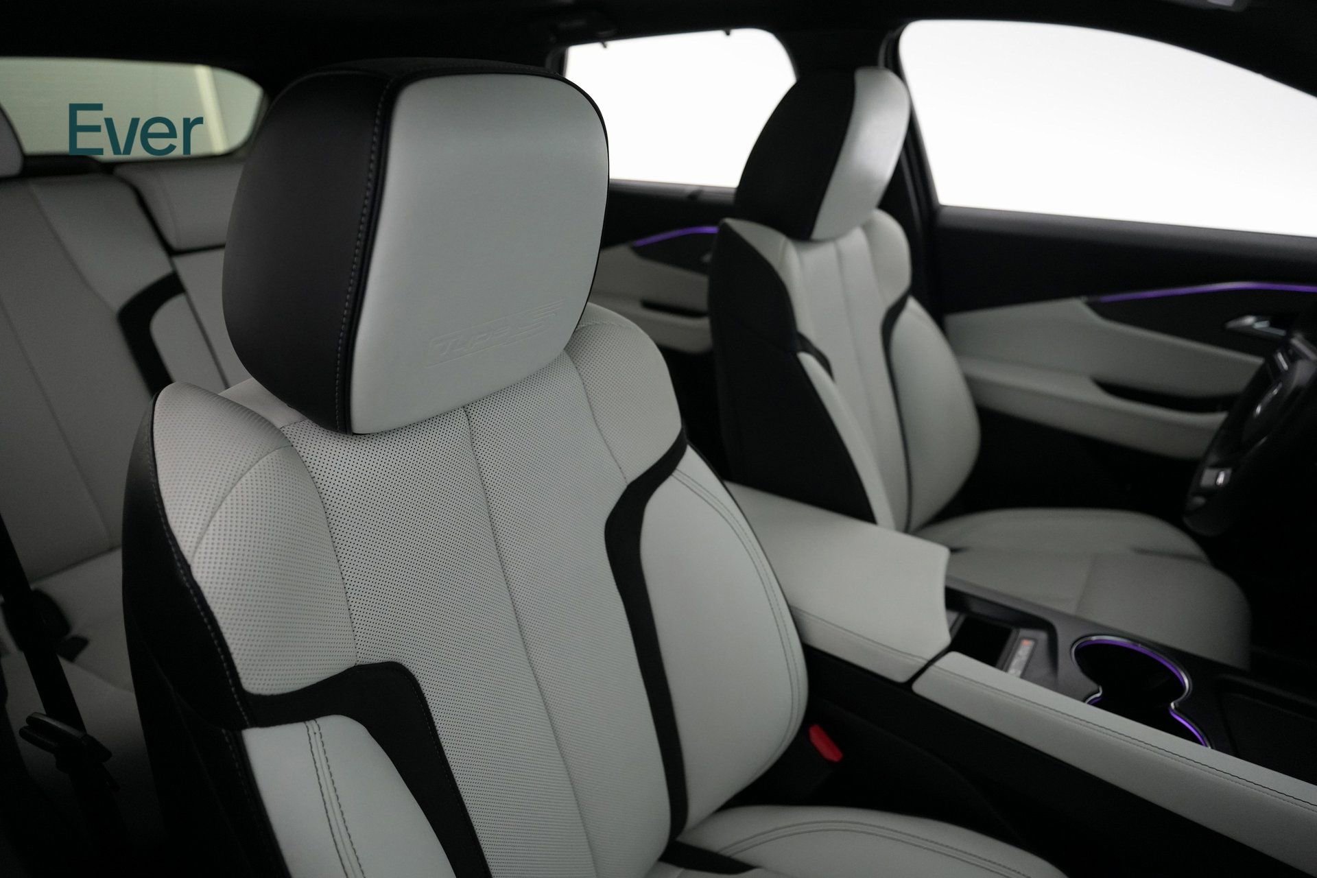 Used 2024 Acura ZDX Type S image 8