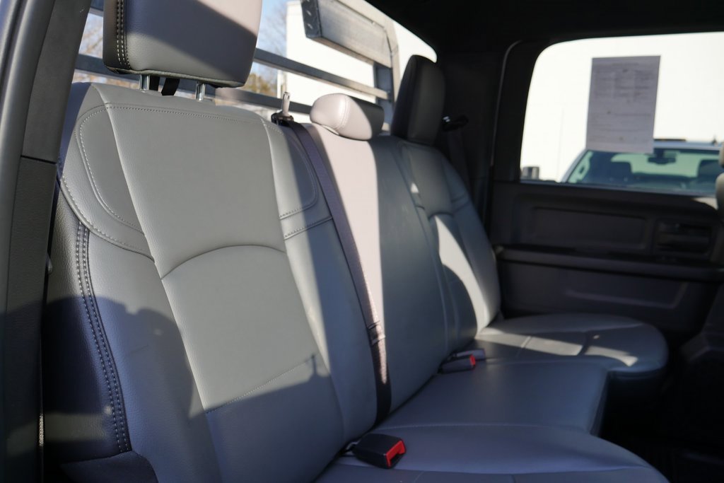 Used 2024 RAM 5500 Tradesman w/ Chrome Appearance Group image 24