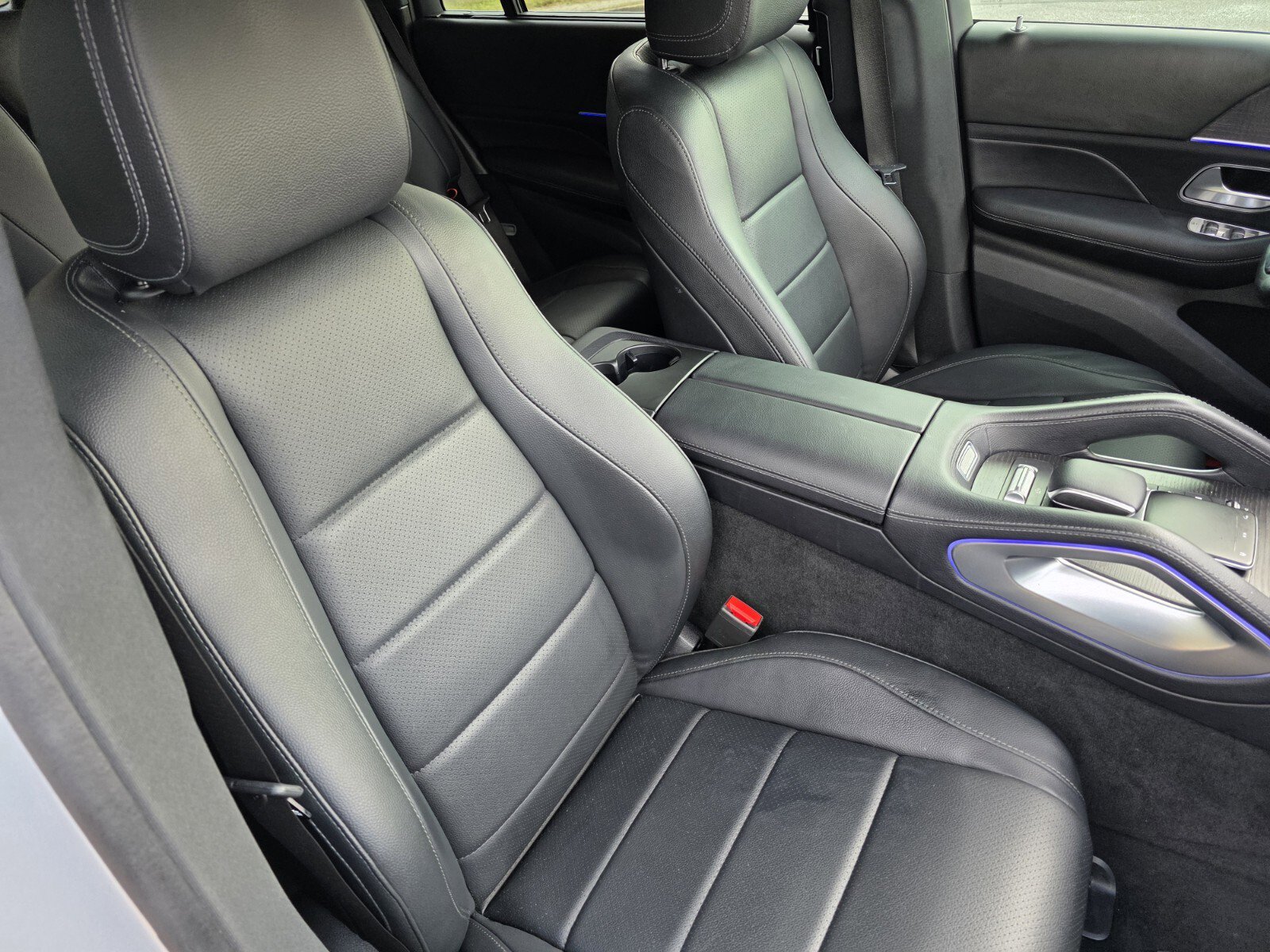 Used 2022 Mercedes-Benz GLS 450 4MATIC image 36